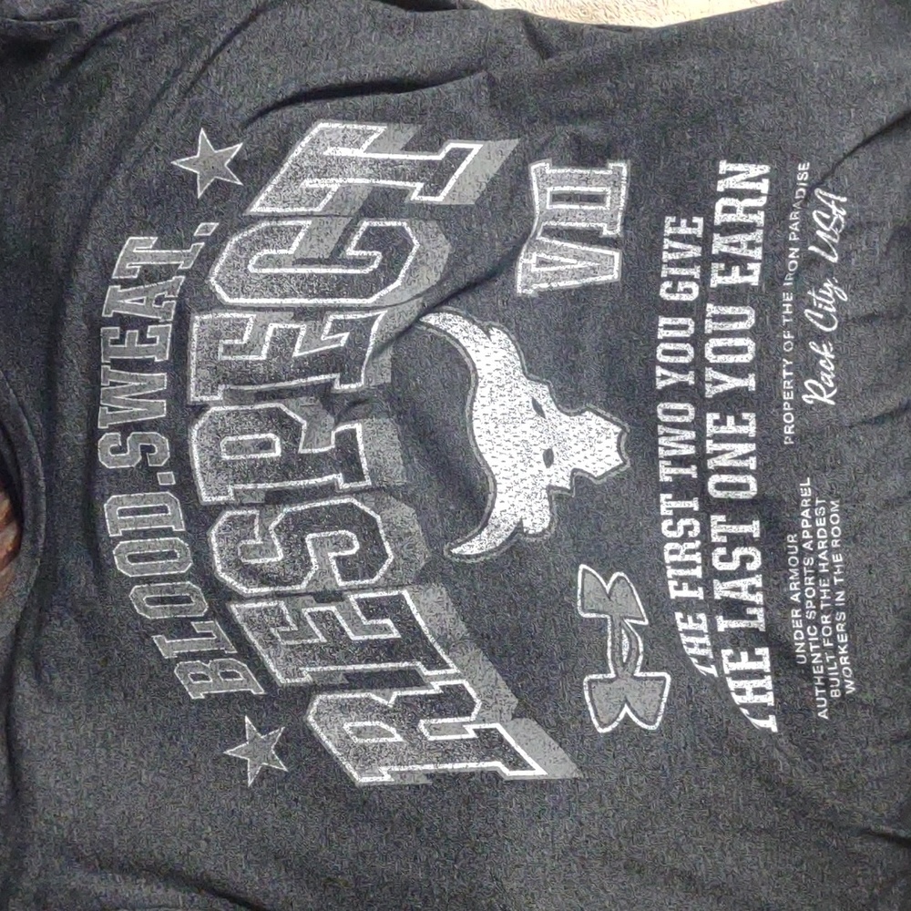 Under armour shirt